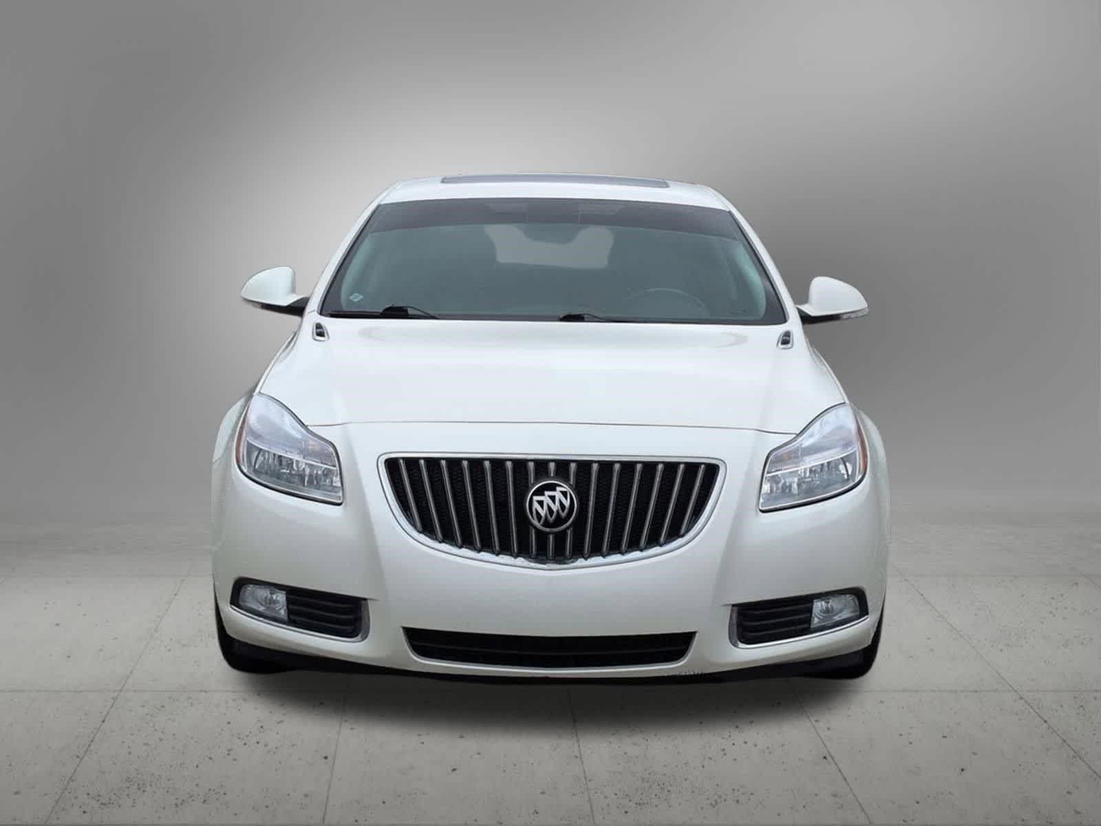 Thumbnail: 2013 Buick Regal - 9