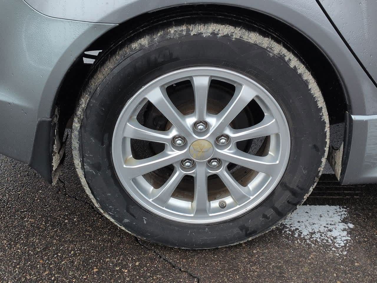 Thumbnail: 2014 Mitsubishi Lancer - 13