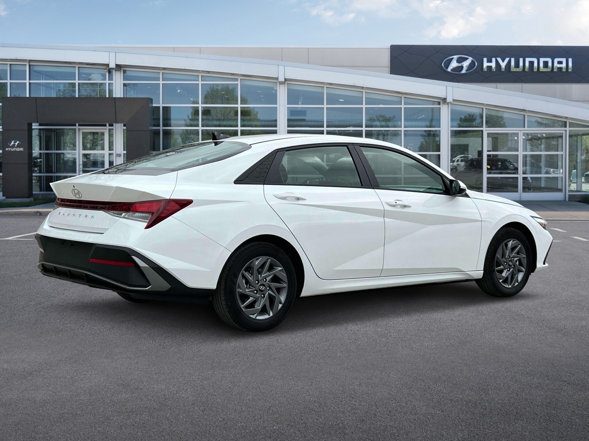 2024 Hyundai Elantra SEL 8