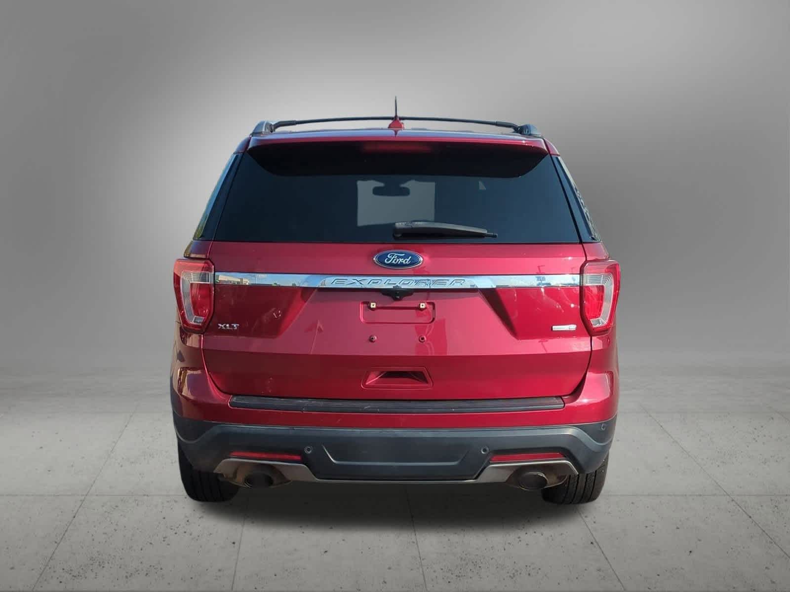 Thumbnail: 2019 Ford Explorer - 5
