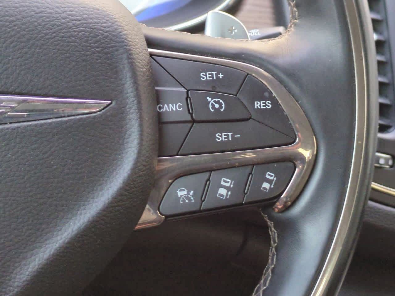 Thumbnail: 2015 Chrysler 200 - 23