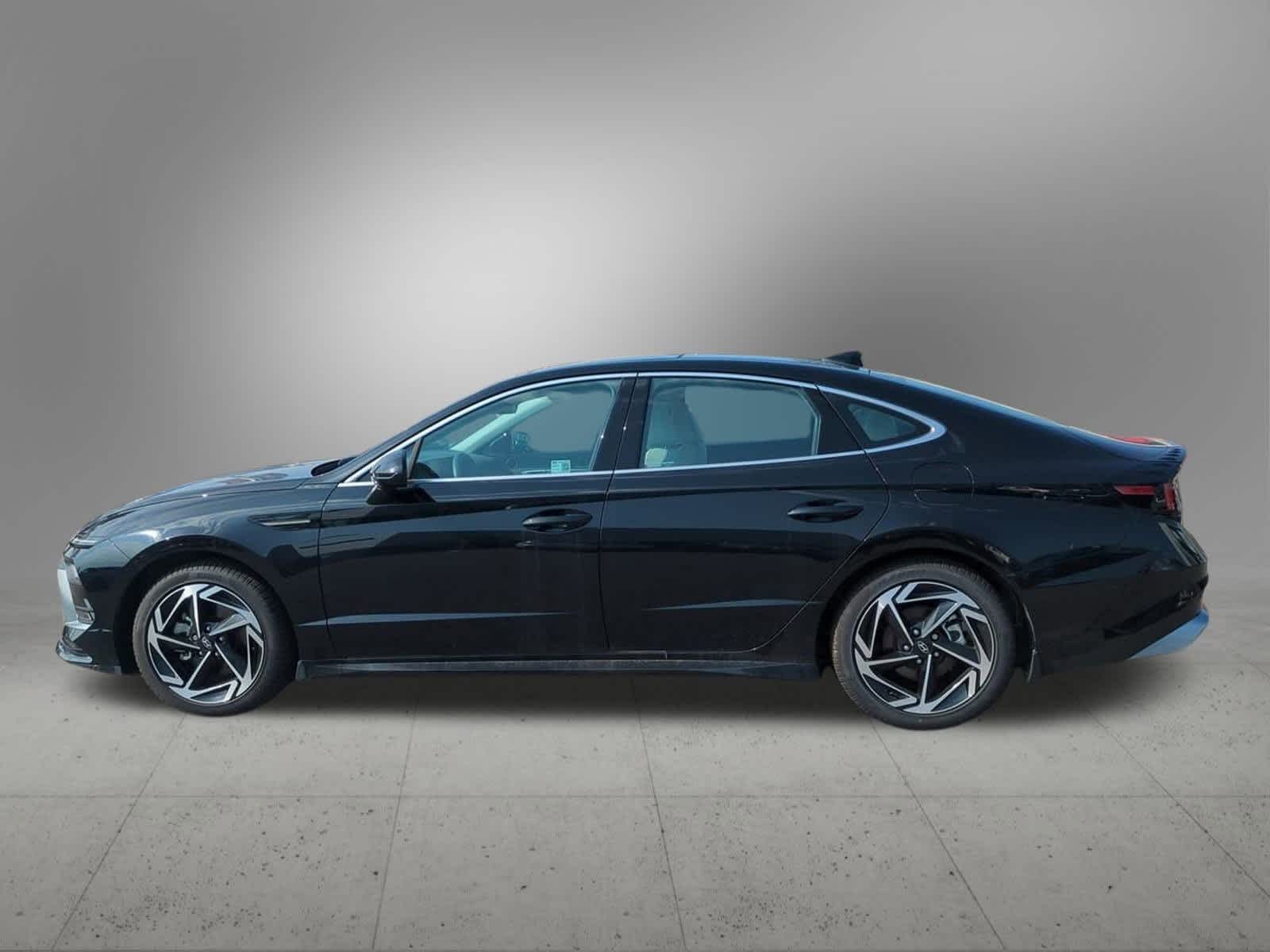 Thumbnail: 2024 Hyundai Sonata - 3