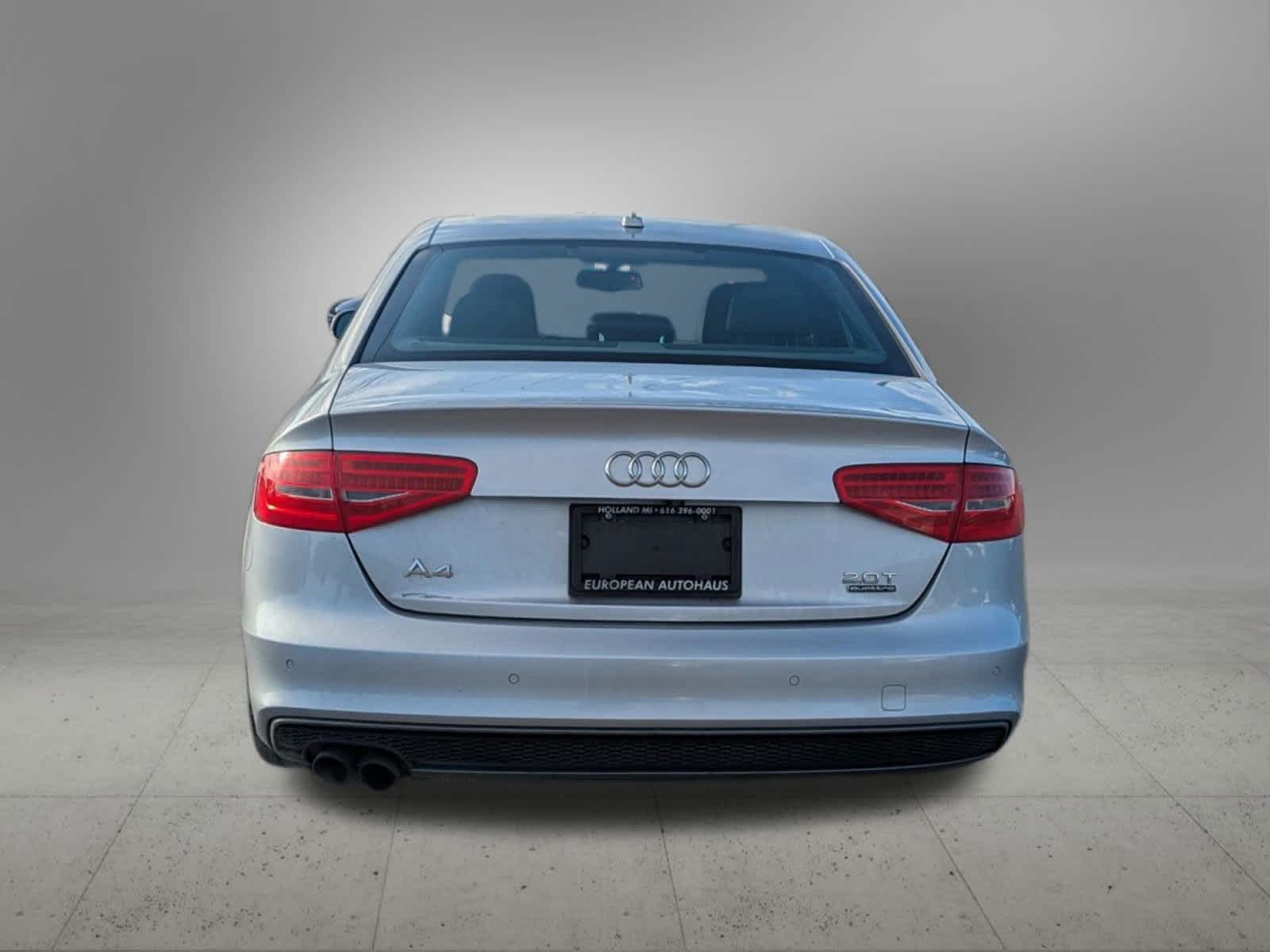 Thumbnail: 2015 Audi A4 - 4