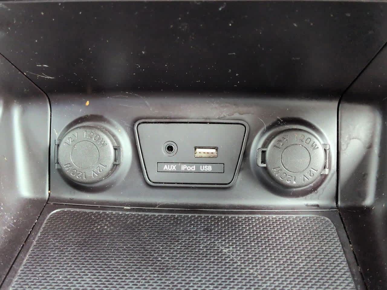 Thumbnail: 2015 Hyundai Tucson - 28