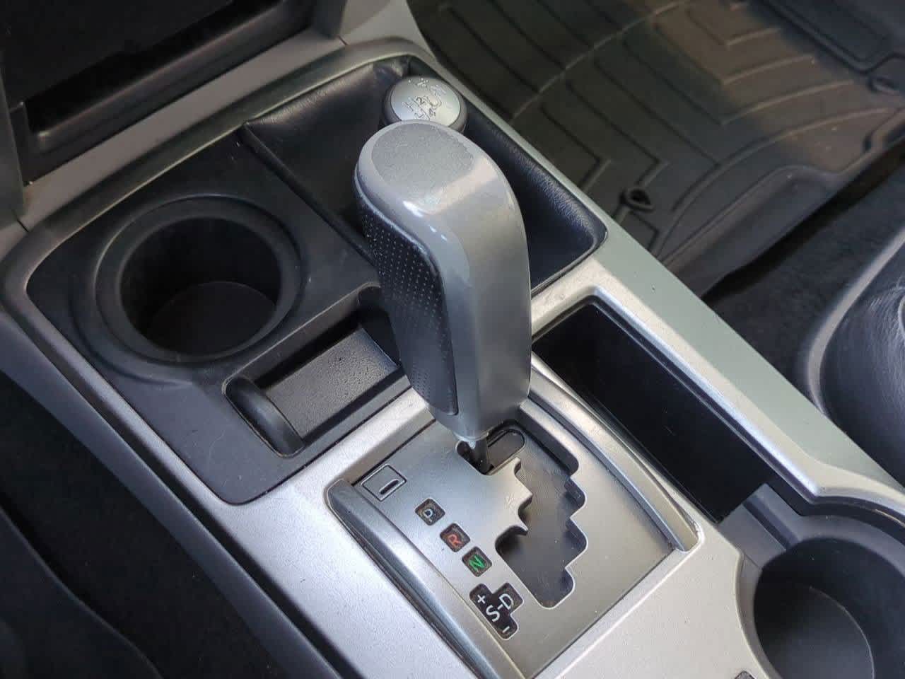 Thumbnail: 2011 Toyota 4Runner - 30