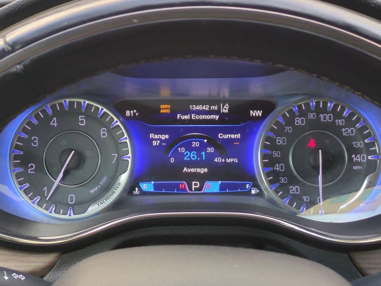 Thumbnail: 2015 Chrysler 200 - 32