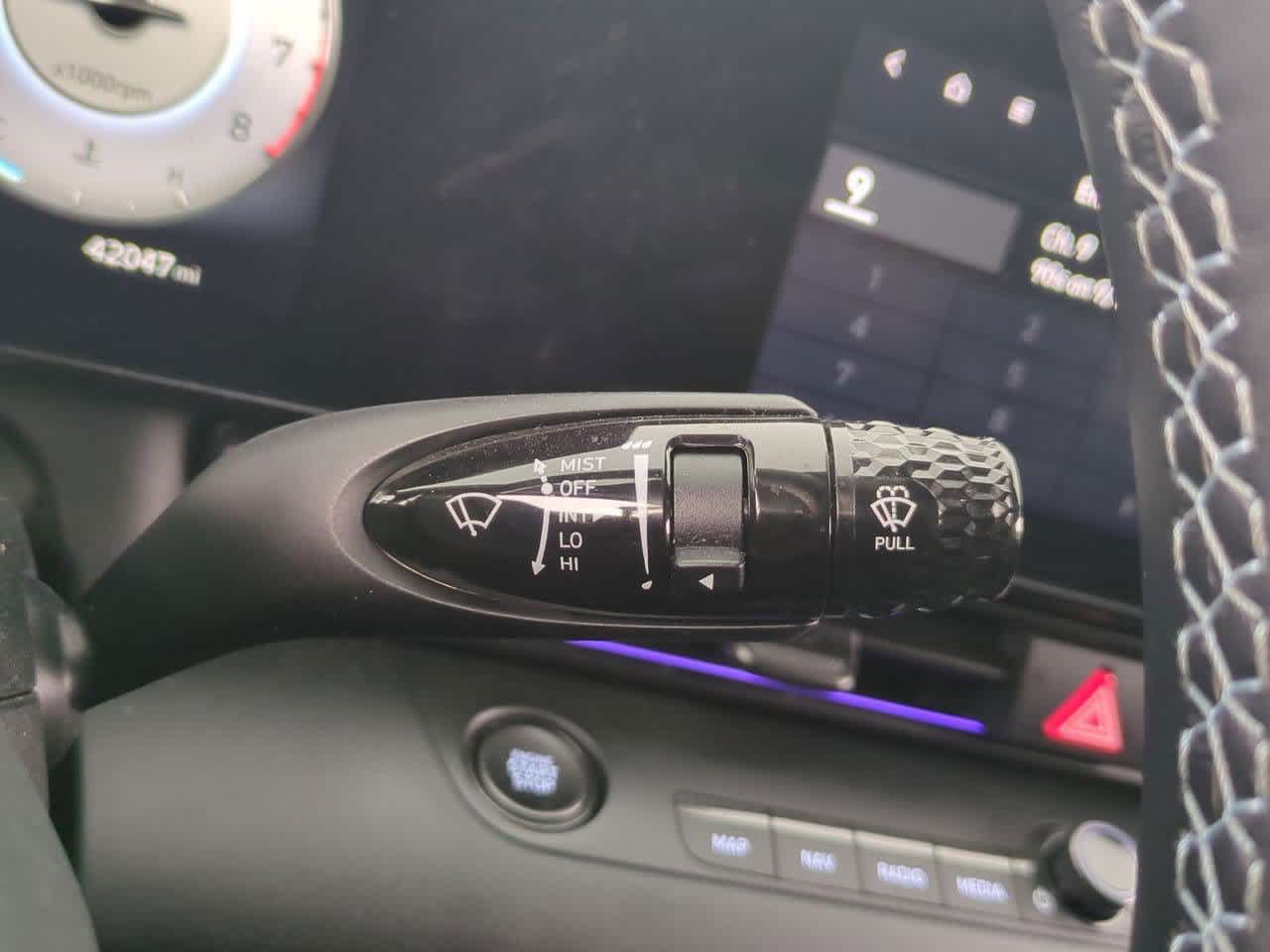 Thumbnail: 2022 Hyundai Elantra - 24