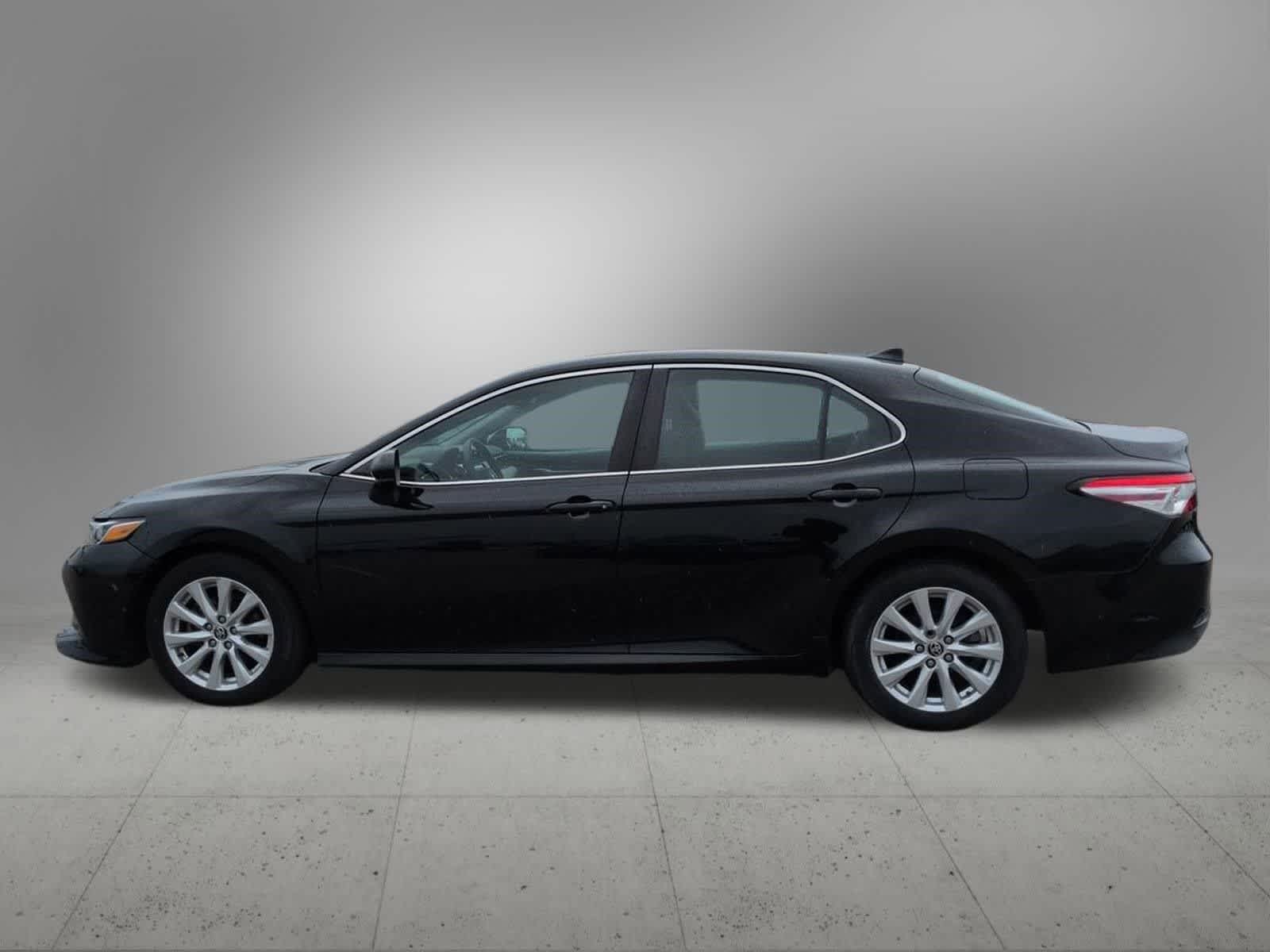Thumbnail: 2020 Toyota Camry - 3