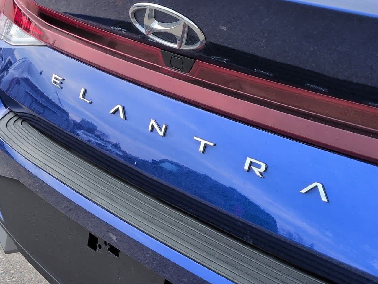 Thumbnail: 2023 Hyundai Elantra - 12