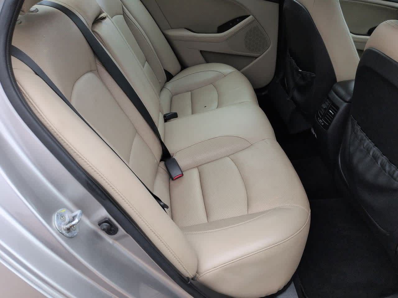 Thumbnail: 2015 Kia Optima - 21