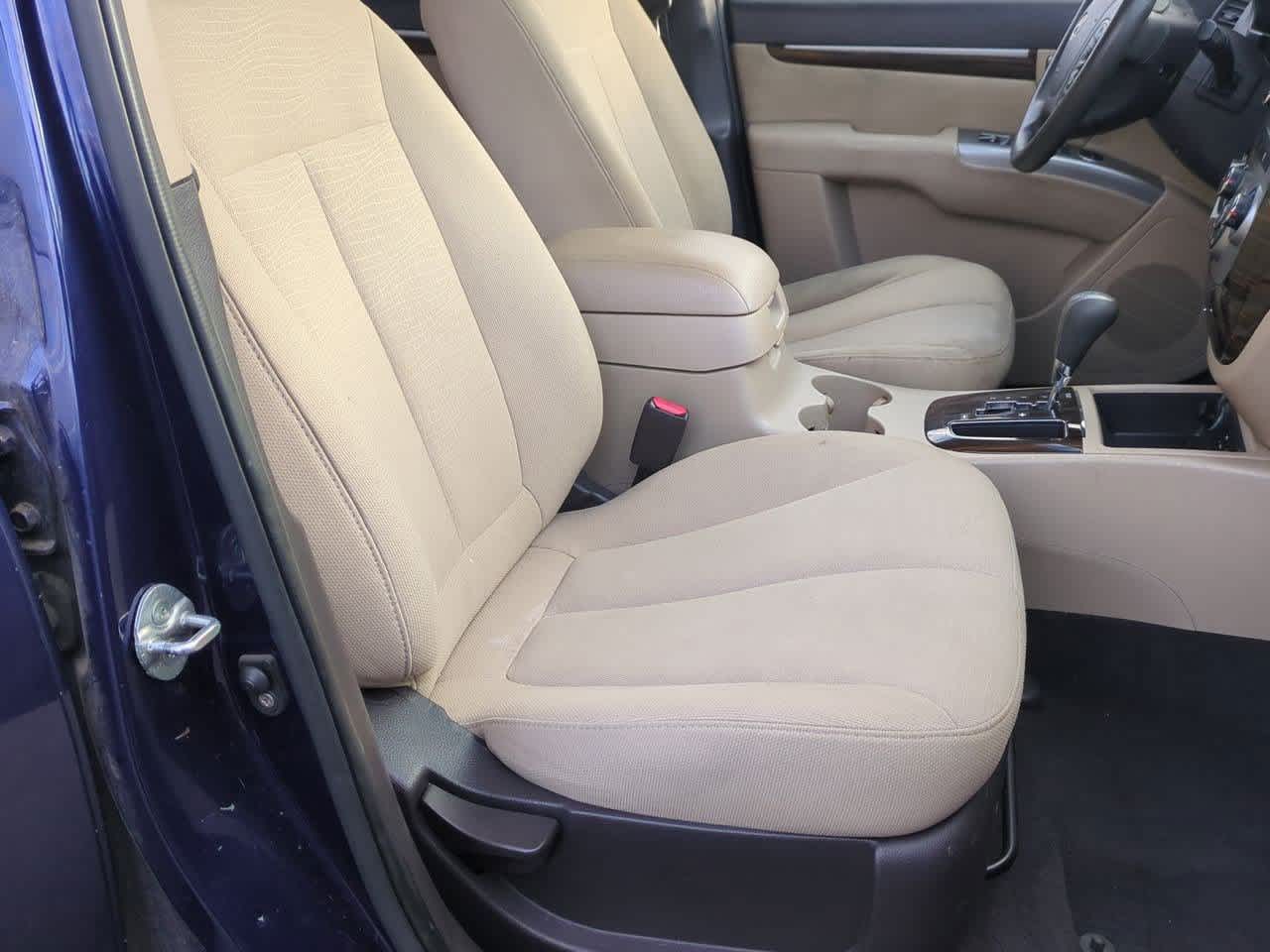 Thumbnail: 2010 Hyundai Santa Fe - 20