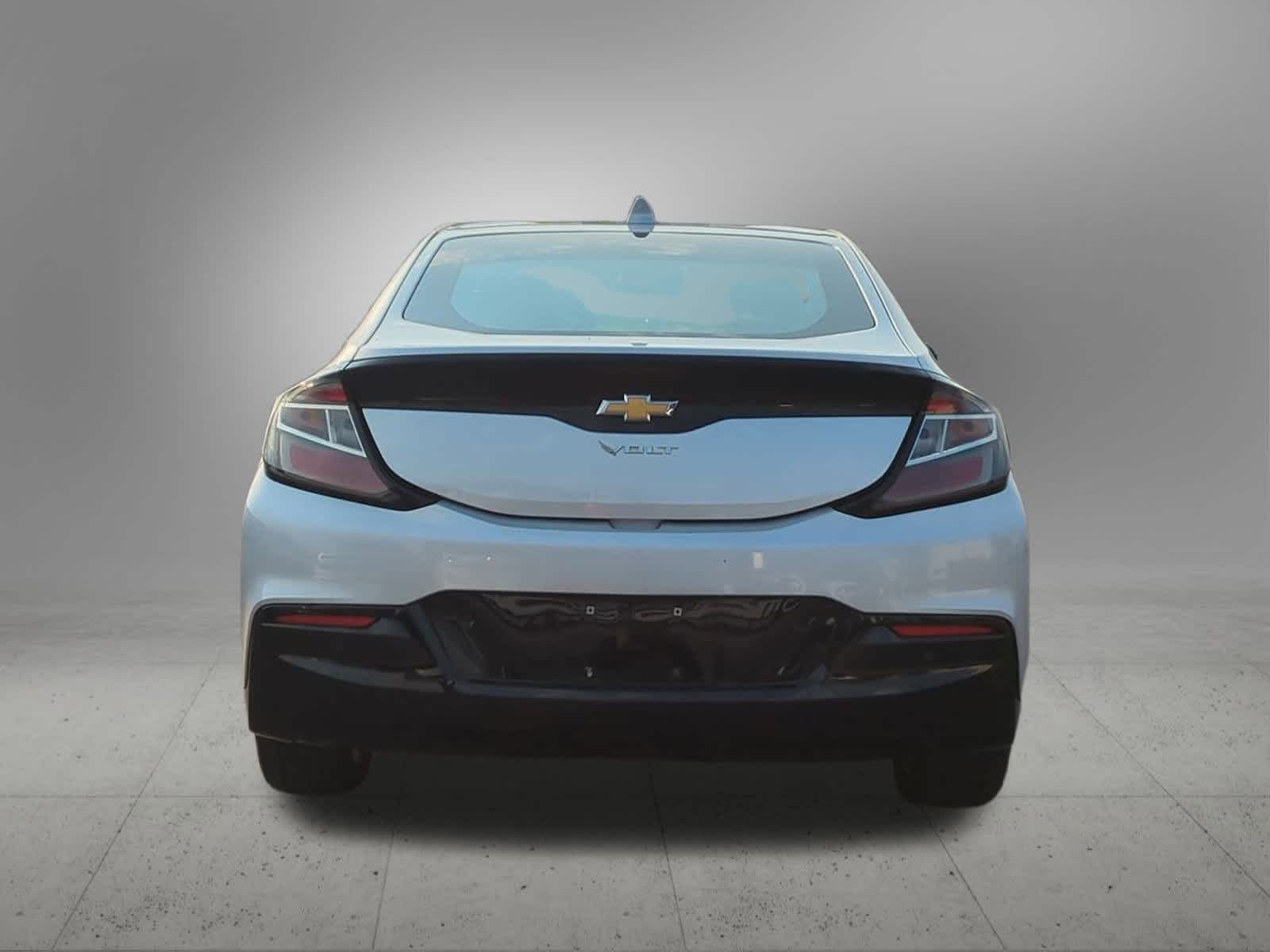 Thumbnail: 2017 Chevrolet Volt - 5