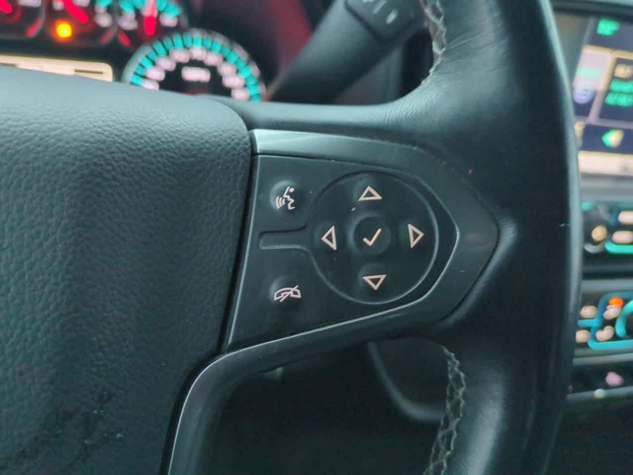 Thumbnail: 2015 Chevrolet Silverado 1500 - 23