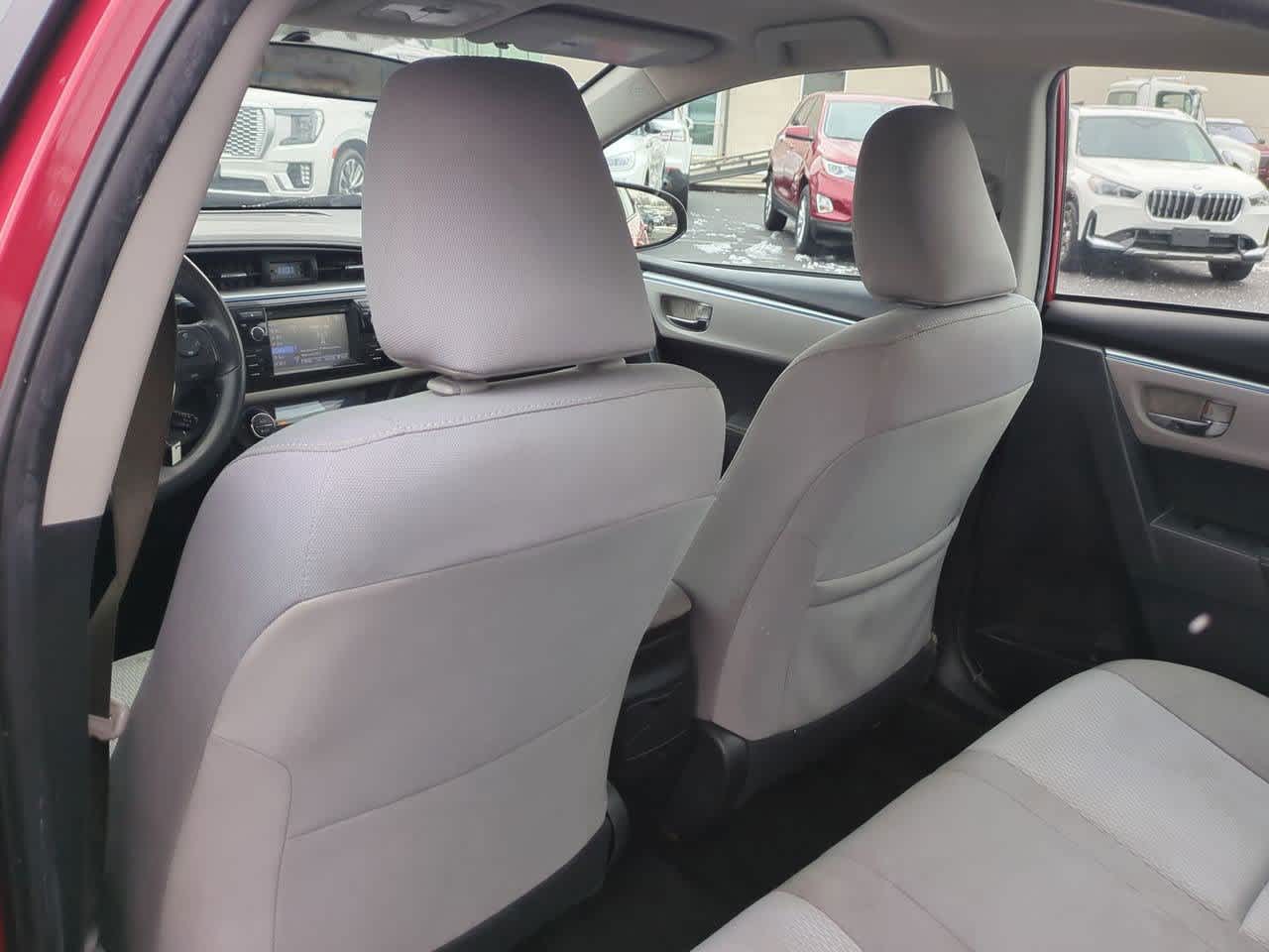 Thumbnail: 2016 Toyota Corolla - 16