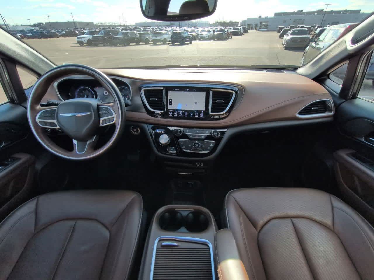 Thumbnail: 2020 Chrysler Pacifica - 15