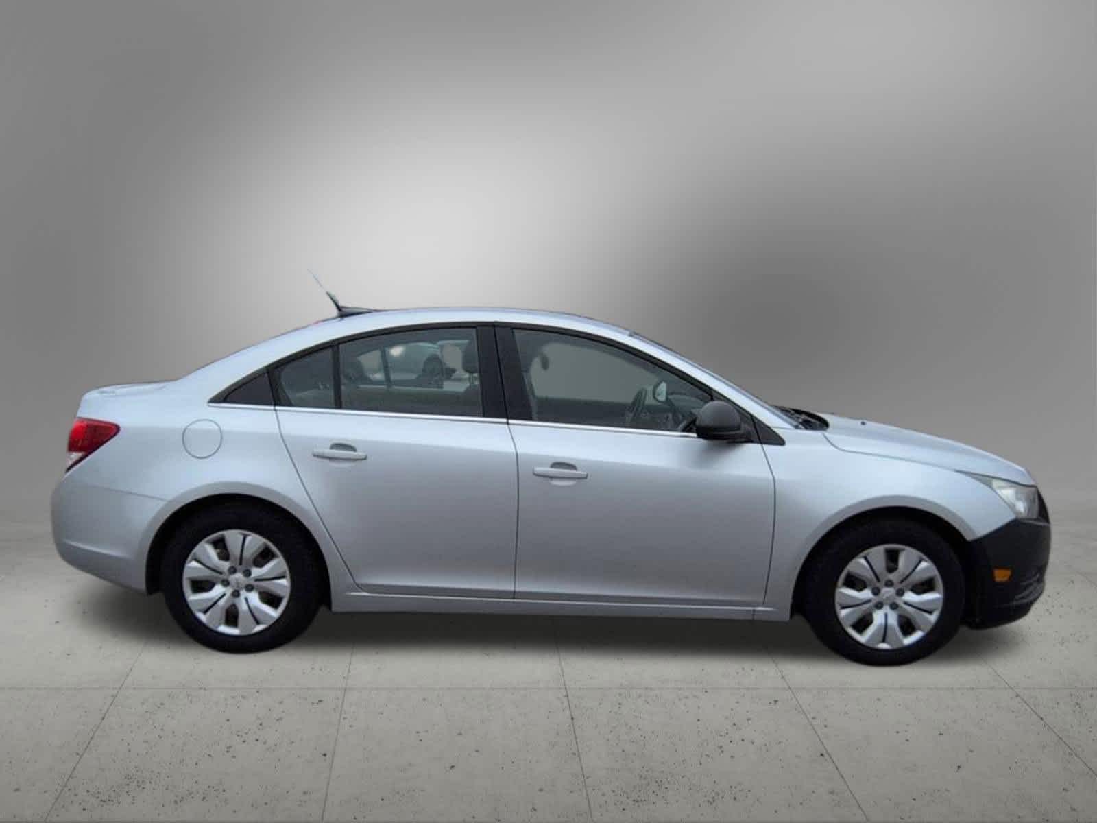 Thumbnail: 2012 Chevrolet Cruze - 7
