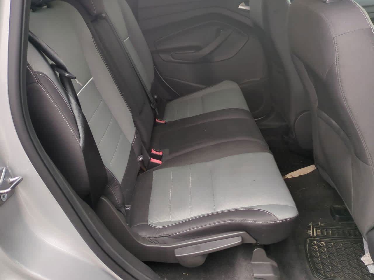 Thumbnail: 2015 Ford Escape - 19