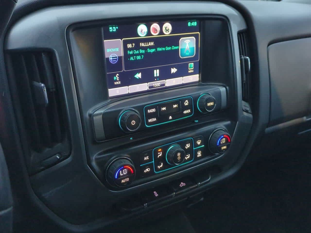 Thumbnail: 2015 Chevrolet Silverado 1500 - 26