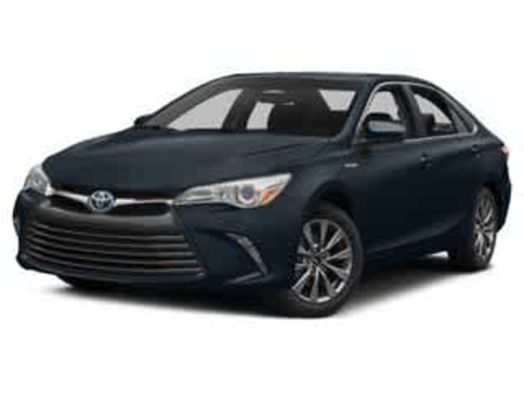 Used 2016 Toyota Camry Hybrid XLE Sedan