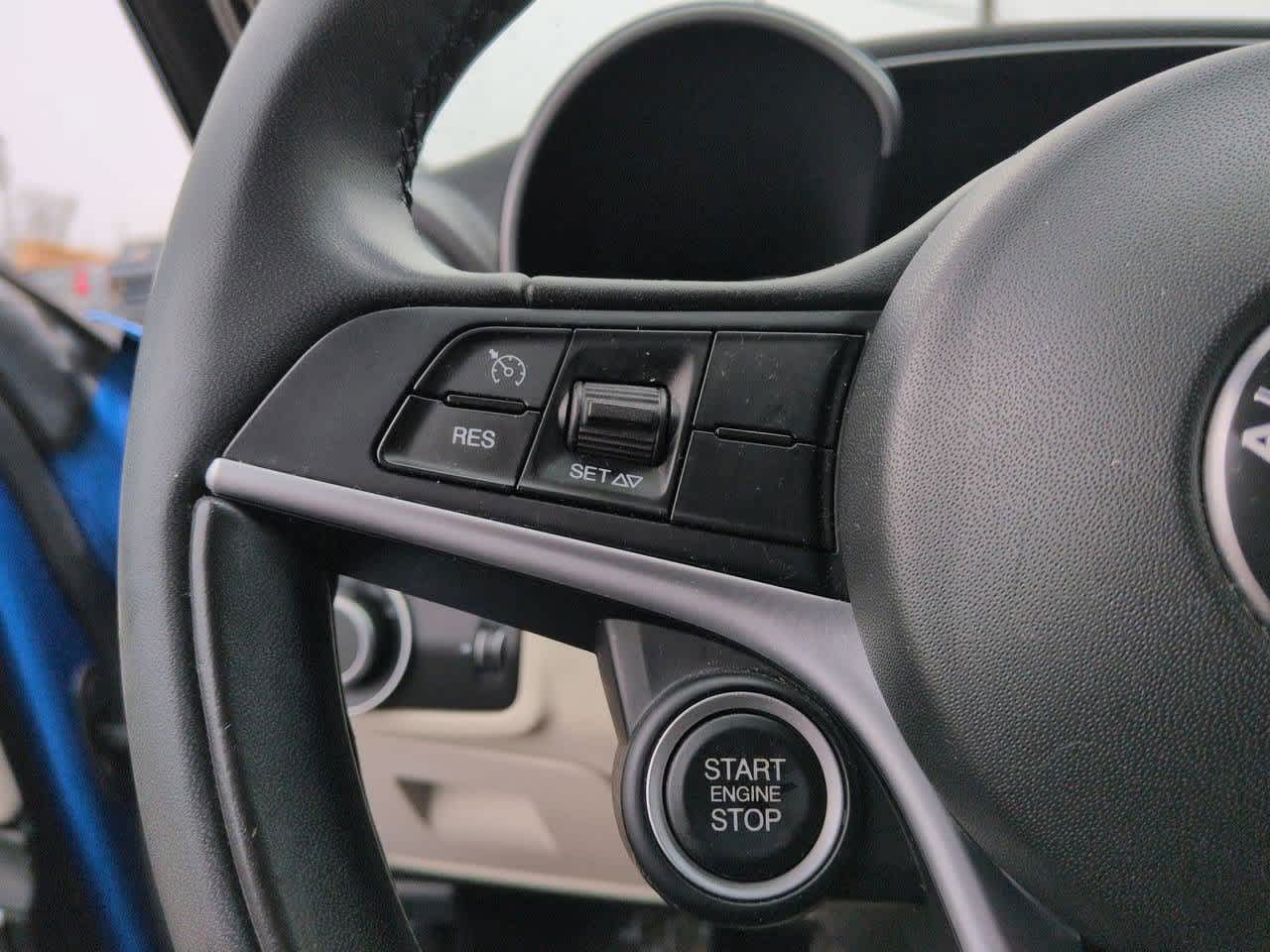 Thumbnail: 2019 Alfa Romeo Giulia - 22