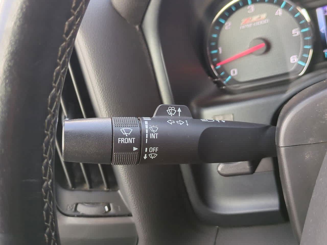 Thumbnail: 2017 Chevrolet Silverado 2500 - 25