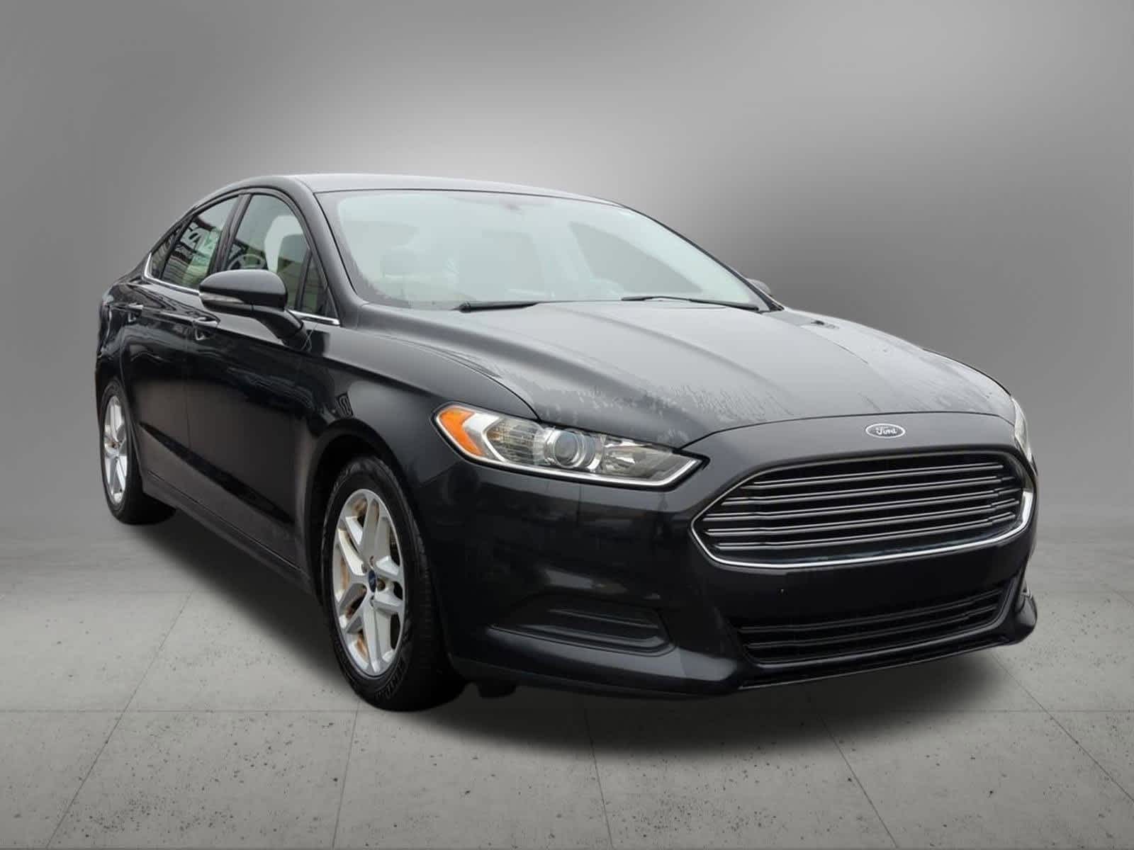Thumbnail: 2015 Ford Fusion - 8