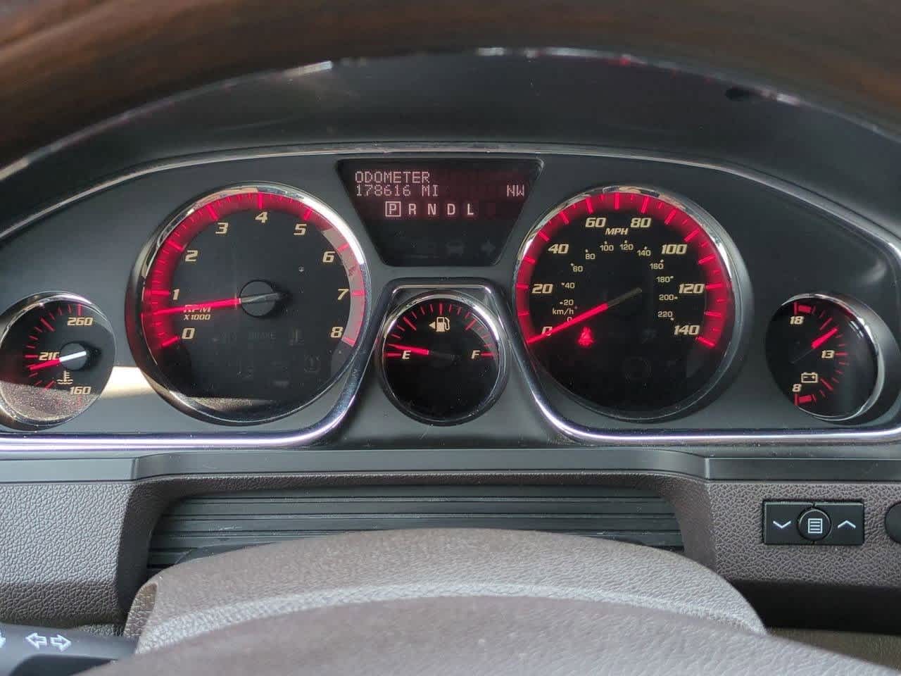 Thumbnail: 2014 GMC Acadia - 33
