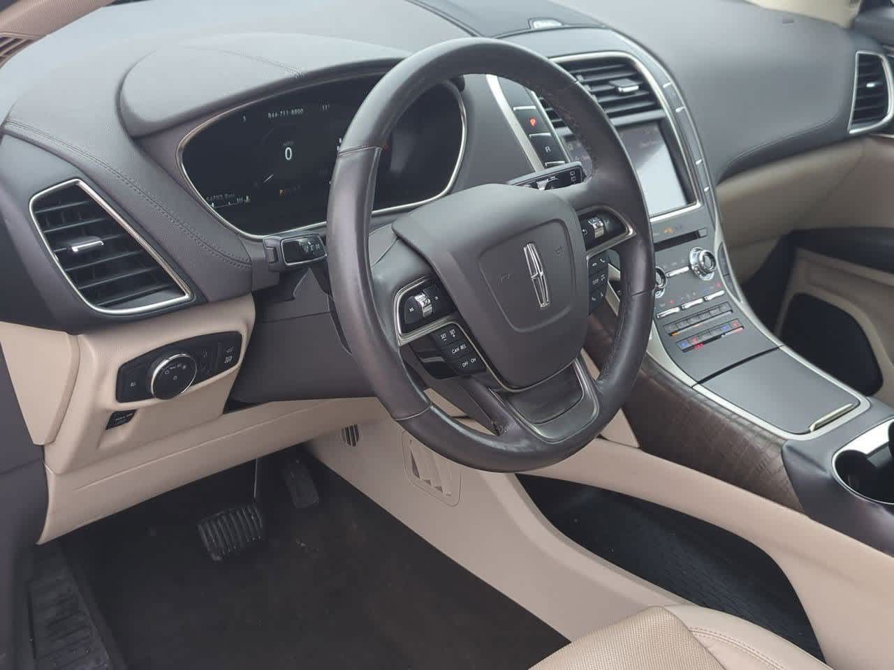 Thumbnail: 2020 Lincoln Nautilus - 2