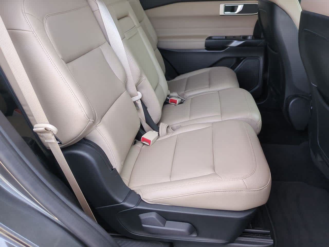 Thumbnail: 2020 Ford Explorer - 19