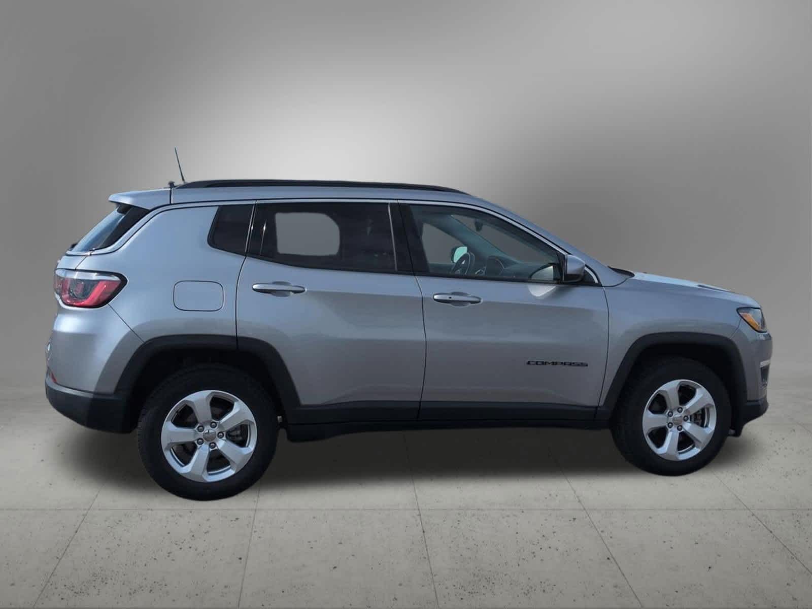Thumbnail: 2019 Jeep Compass - 7