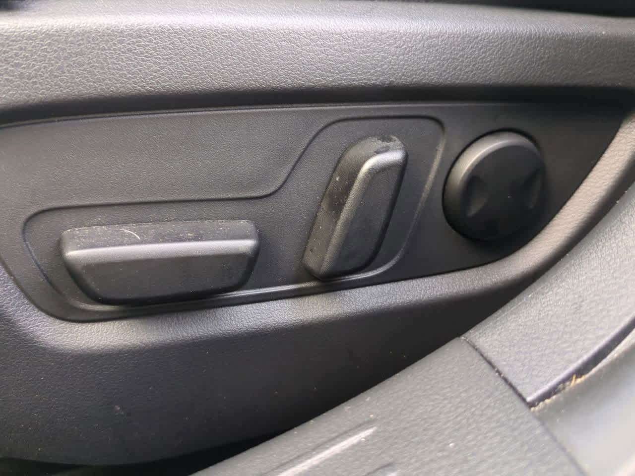 Thumbnail: 2023 Mazda CX-50 - 16