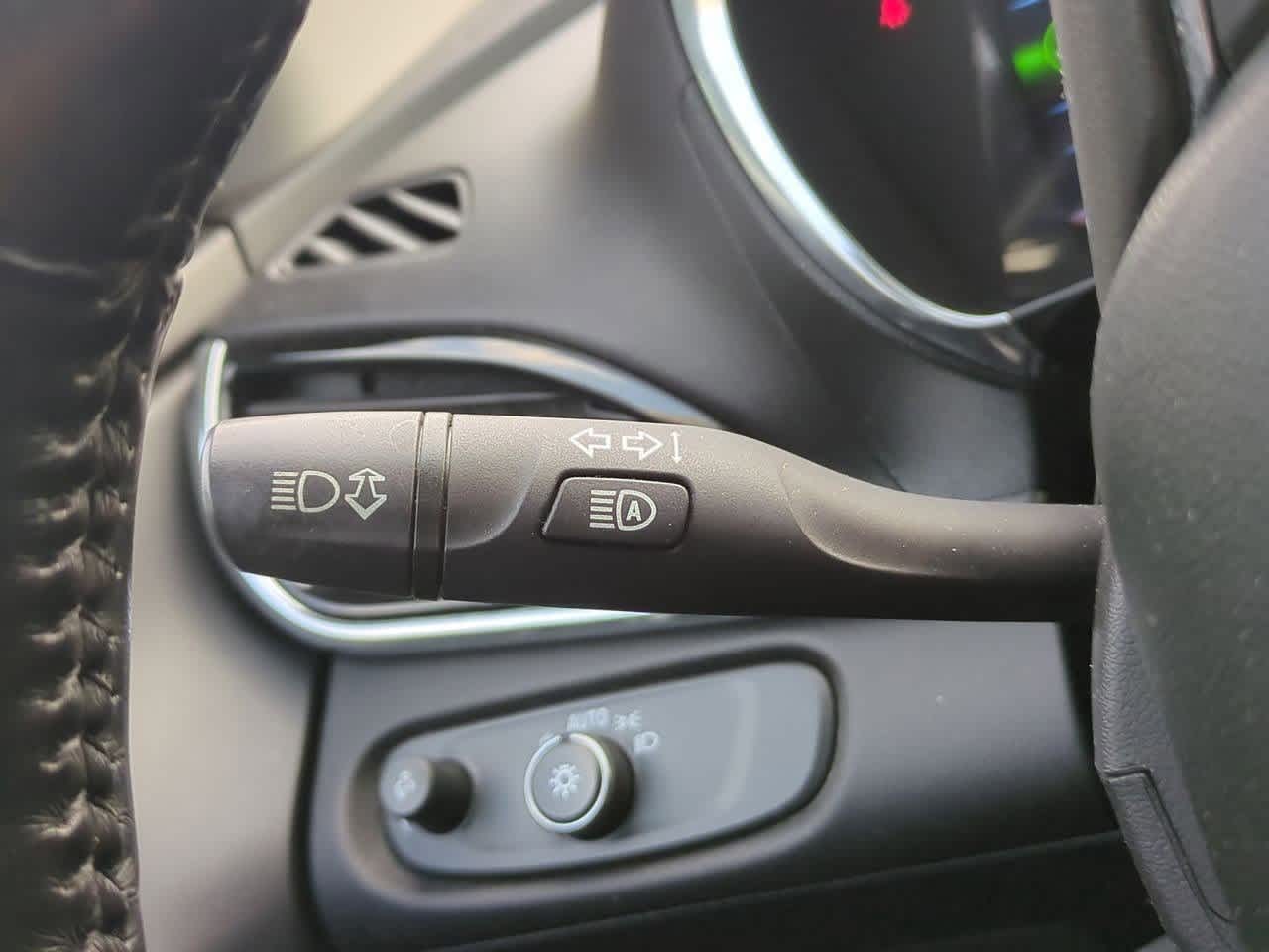 Thumbnail: 2017 Chevrolet Volt - 24