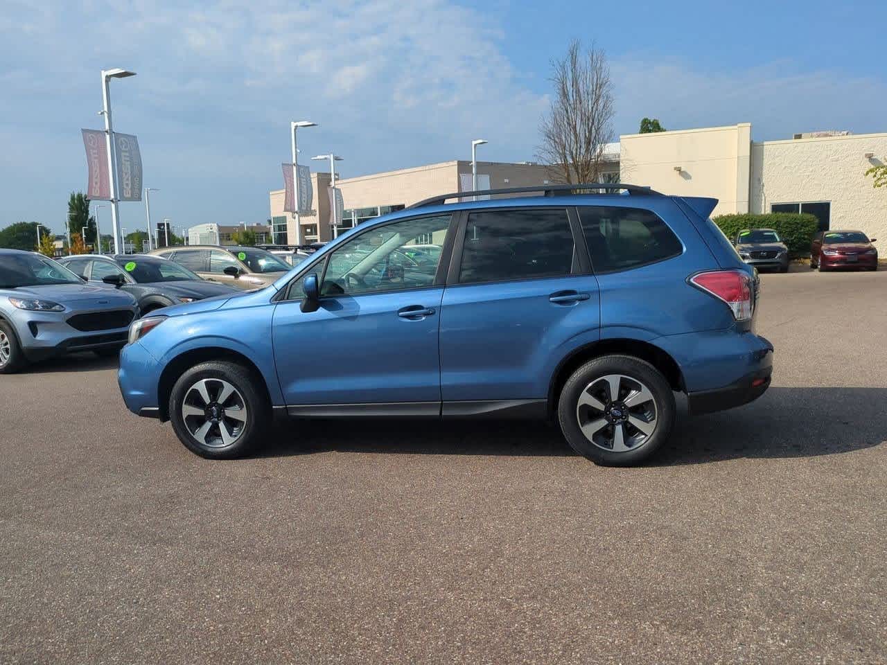 Thumbnail: 2017 Subaru Forester - 3