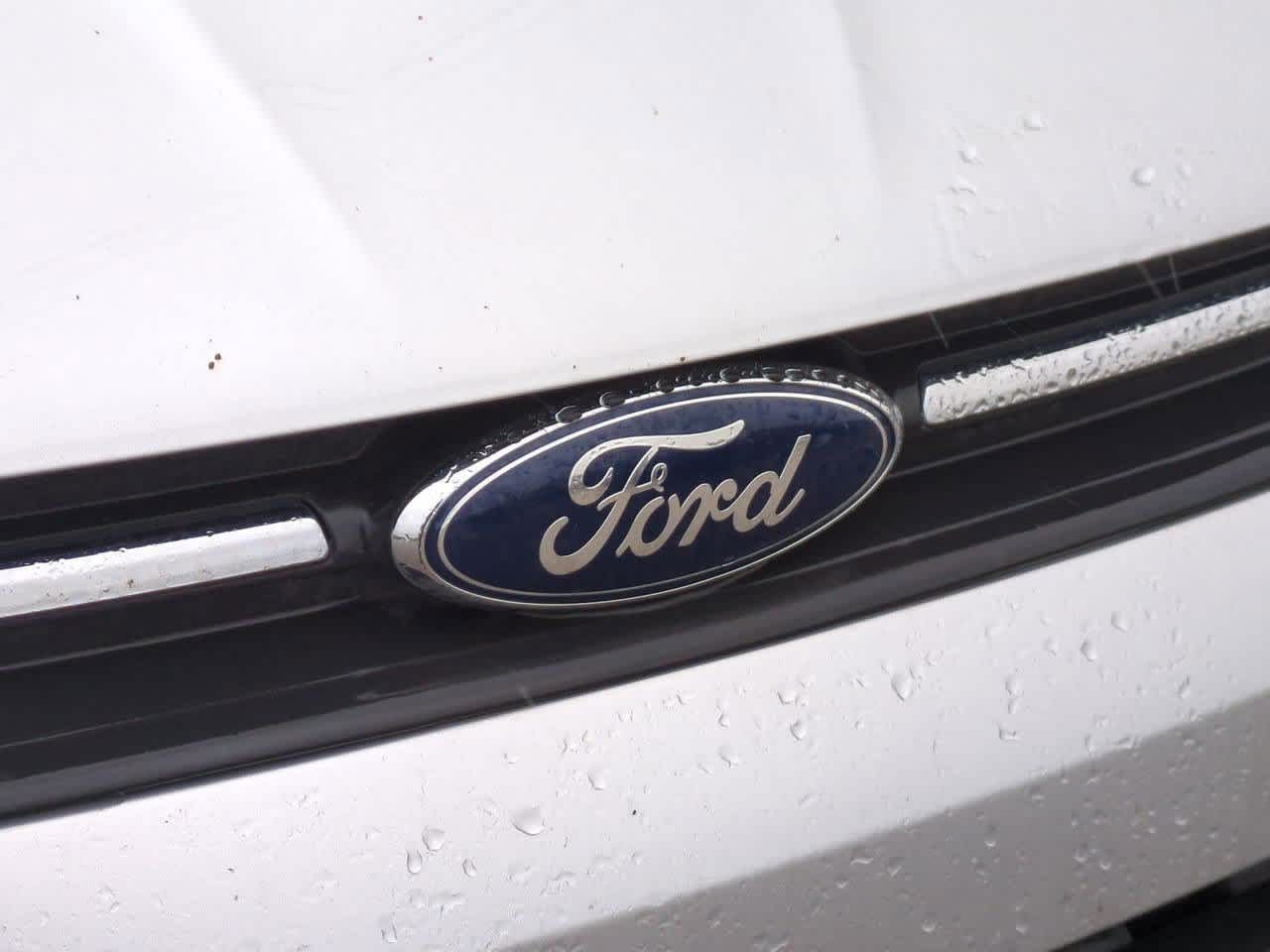 Thumbnail: 2015 Ford Escape - 11