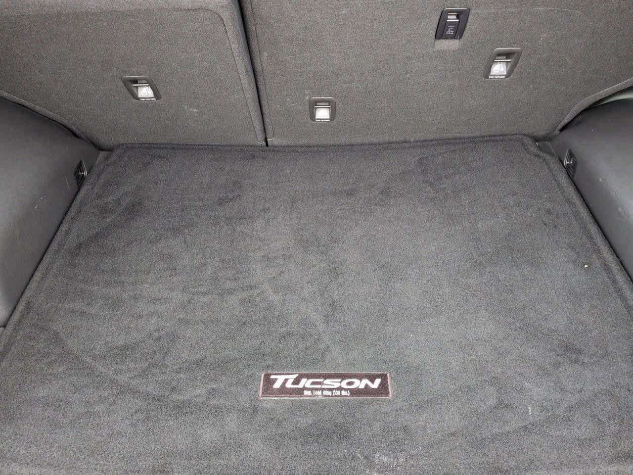 Thumbnail: 2017 Hyundai Tucson - 32