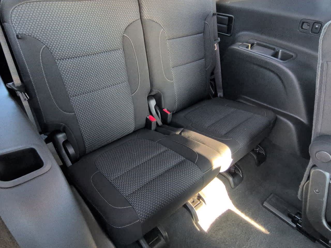 Thumbnail: 2023 GMC Acadia - 21