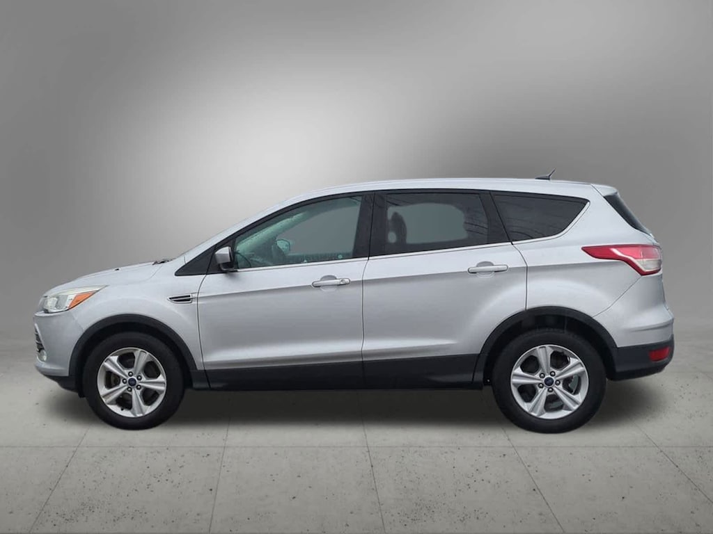 Used 2015 Ford Escape SE SUV