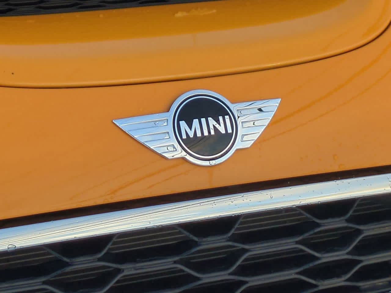 Thumbnail: 2017 MINI Cooper Hardtop - 11