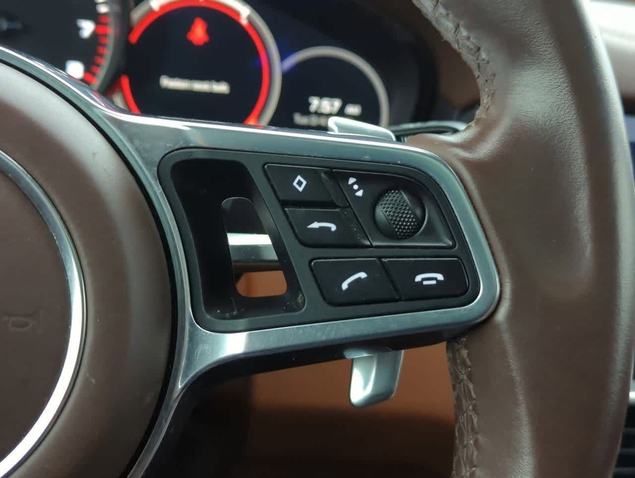 Thumbnail: 2019 Porsche Cayenne - 24