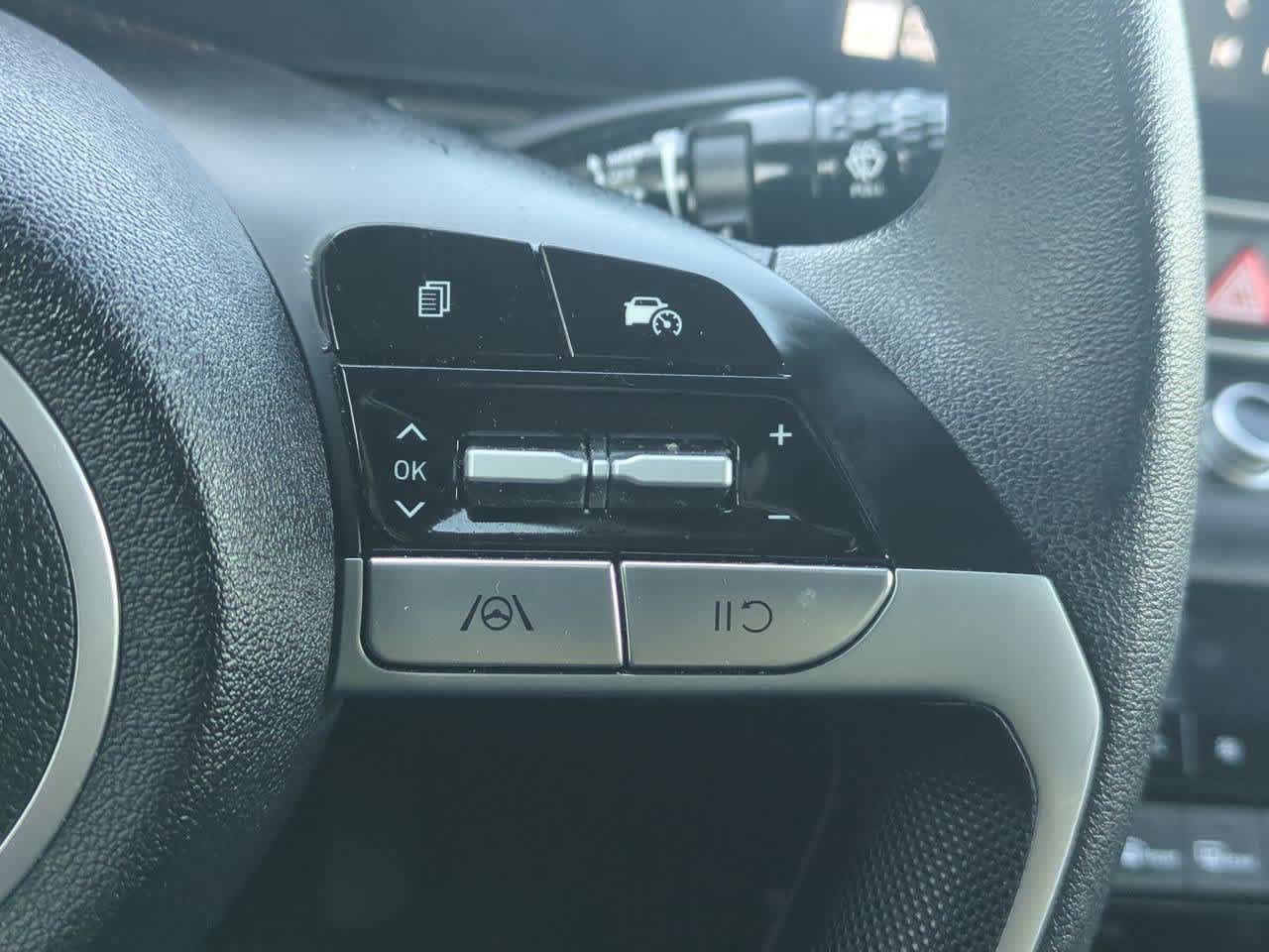 Thumbnail: 2024 Hyundai Elantra - 23