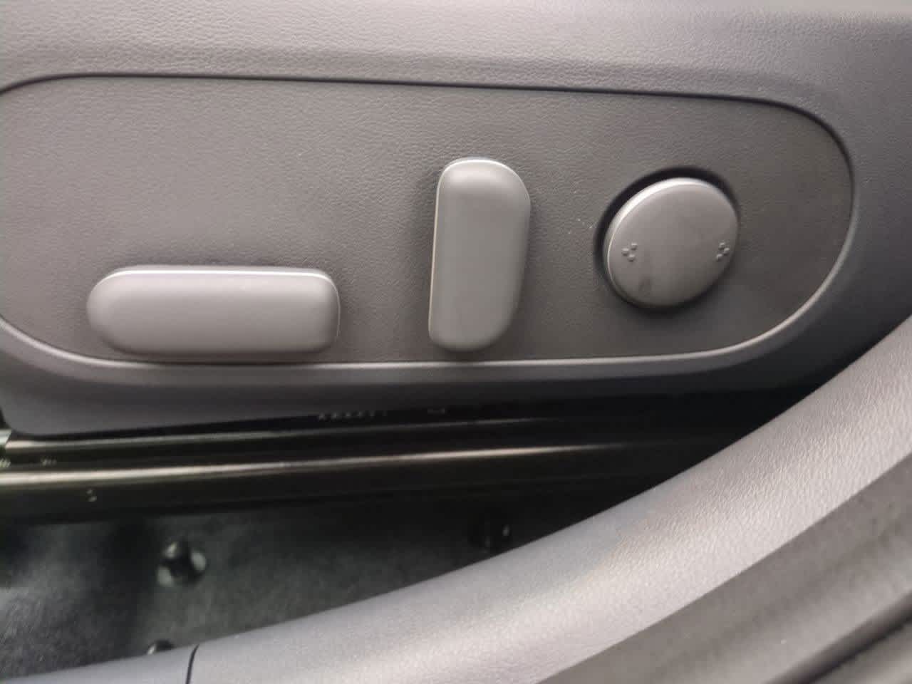 Thumbnail: 2025 Hyundai Kona - 16