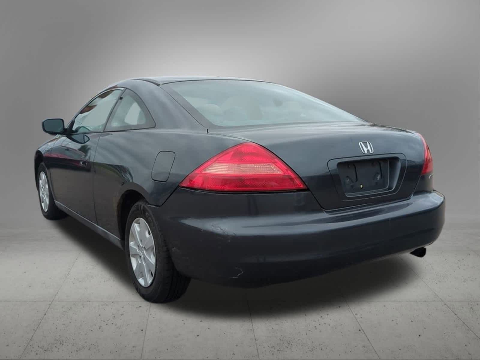 Thumbnail: 2004 Honda Accord - 4