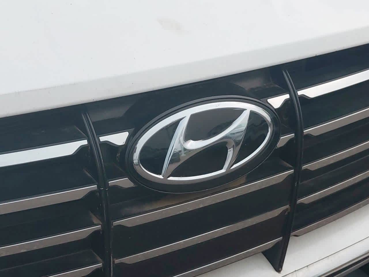 2023 Hyundai Sonata SE 10