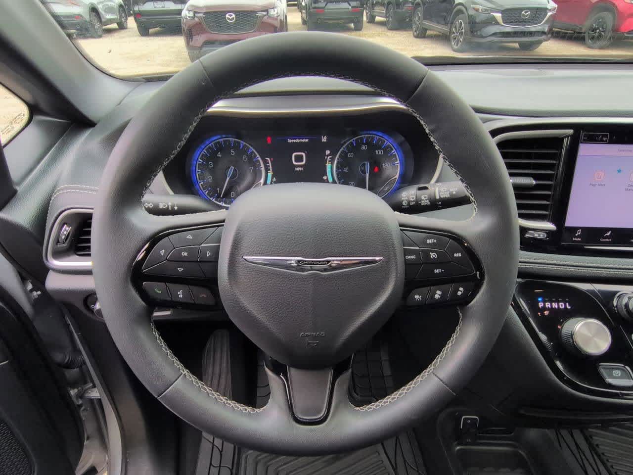 Thumbnail: 2023 Chrysler Pacifica - 23