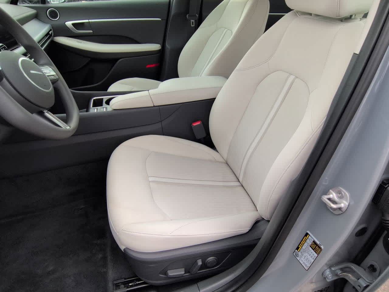 Thumbnail: 2025 Hyundai Sonata - 16