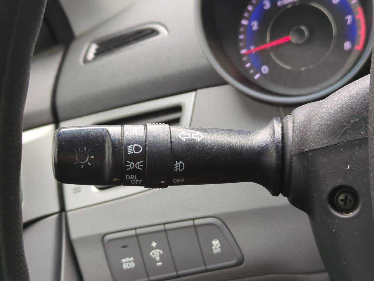 Thumbnail: 2015 Hyundai Elantra - 26