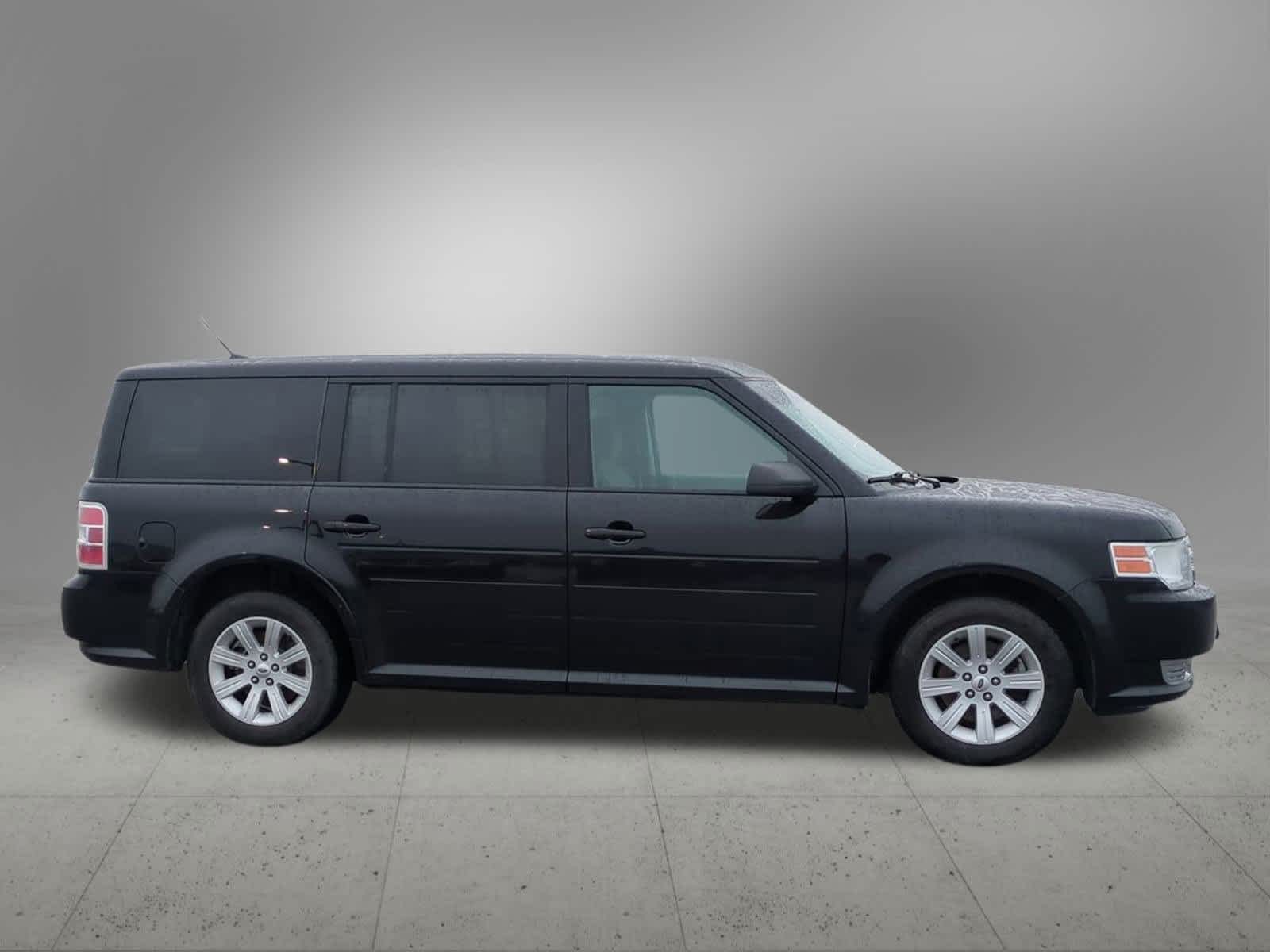 Thumbnail: 2012 Ford Flex - 7