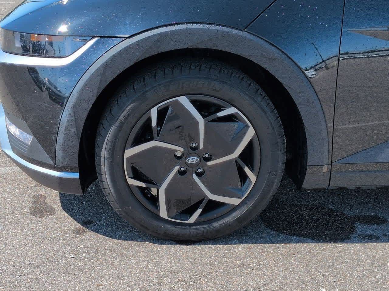 Thumbnail: 2024 Hyundai Ioniq 5 - 13
