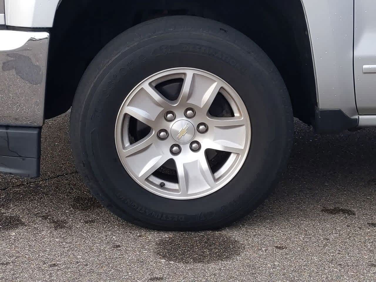 Thumbnail: 2017 Chevrolet Silverado 1500 - 13