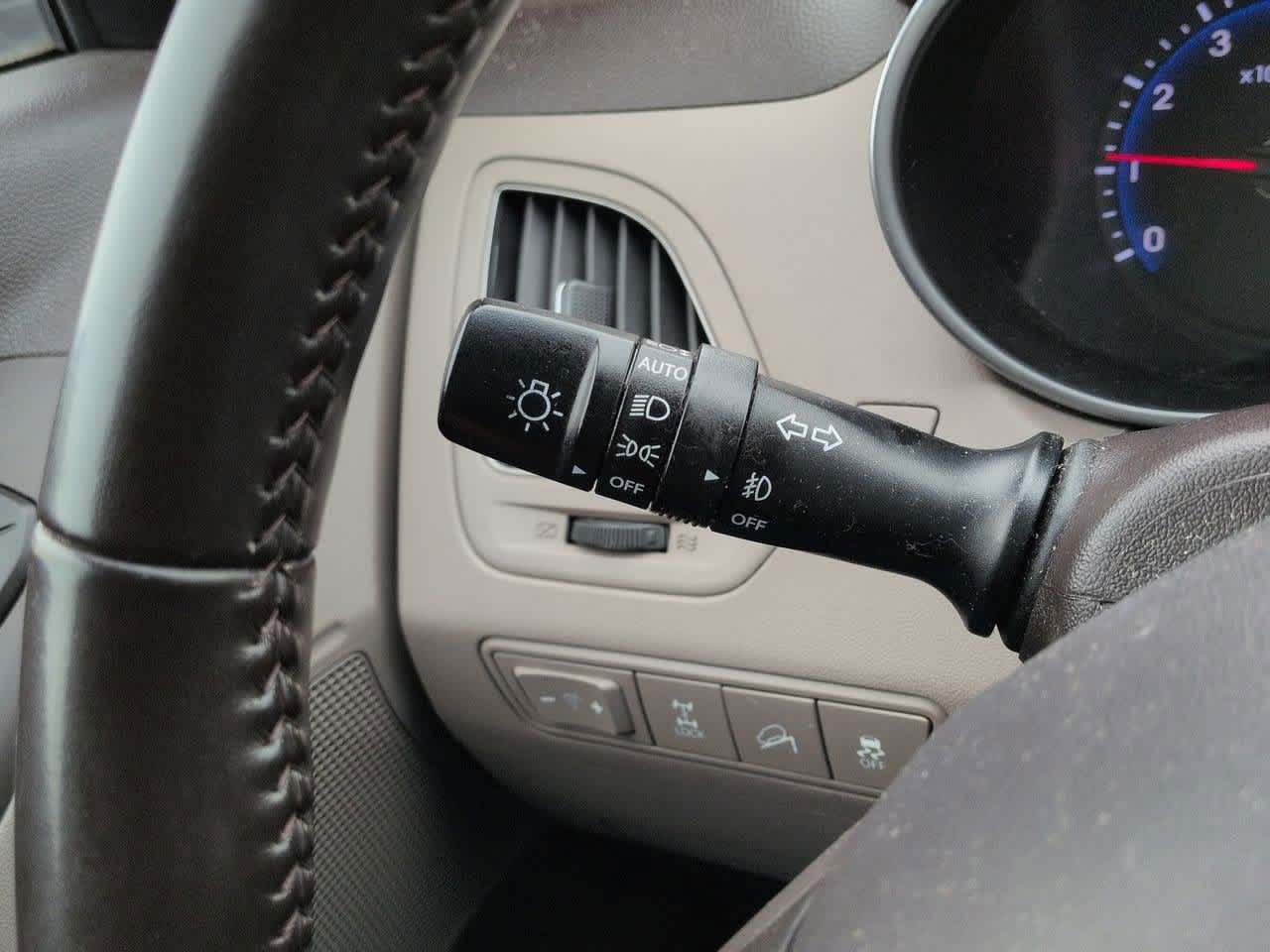 Thumbnail: 2015 Hyundai Tucson - 26